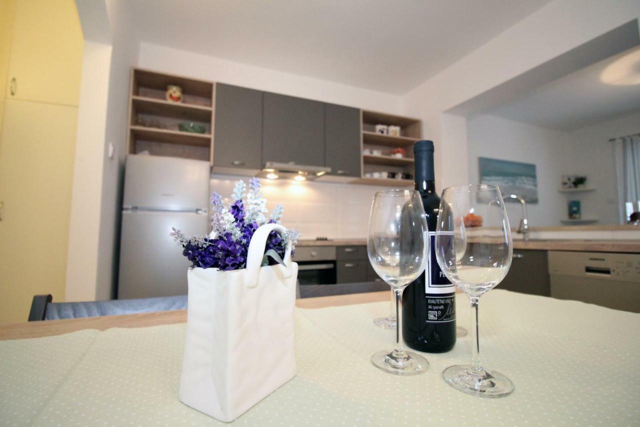 Doleco Apartment Opatija Exterior foto